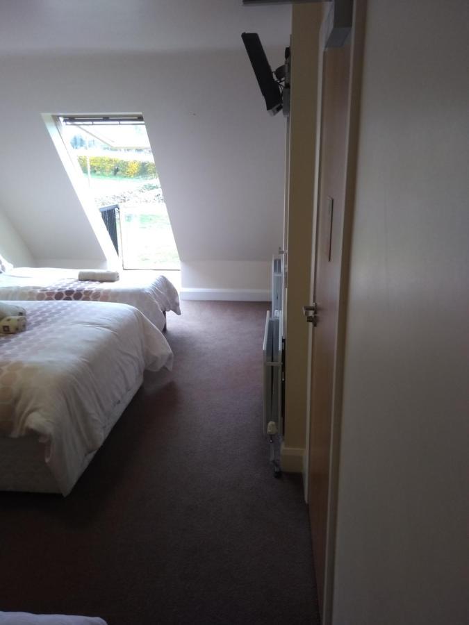 Tollyrose Country House Bed & Breakfast Newcastle  Dış mekan fotoğraf